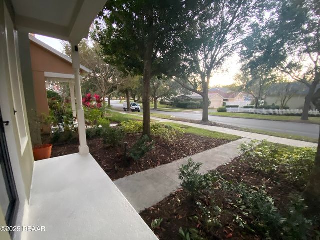 203 Endicott Way, Deland, FL 32724