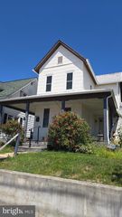 463-4631/2 HIGH ST, Hanover, PA 17331