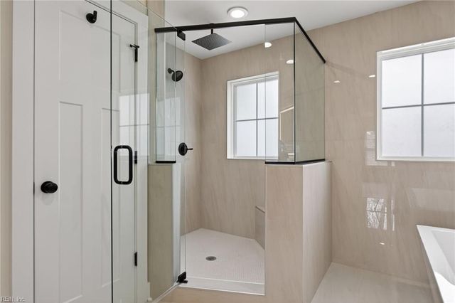 824 31st ST, Newport News, VA 23607