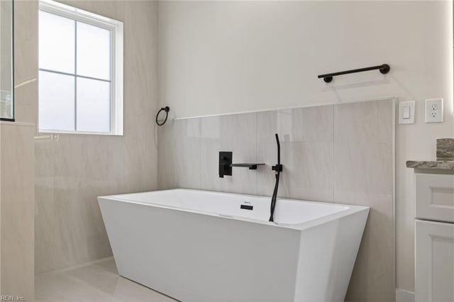 824 31st ST, Newport News, VA 23607