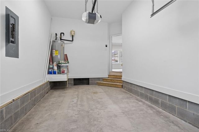 824 31st ST, Newport News, VA 23607