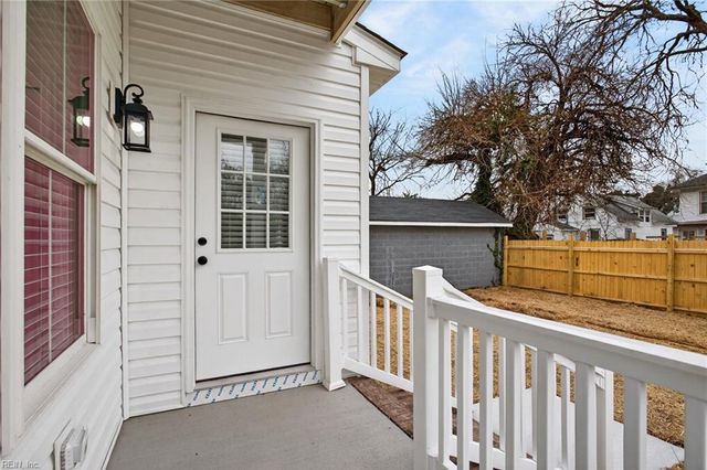 824 31st ST, Newport News, VA 23607