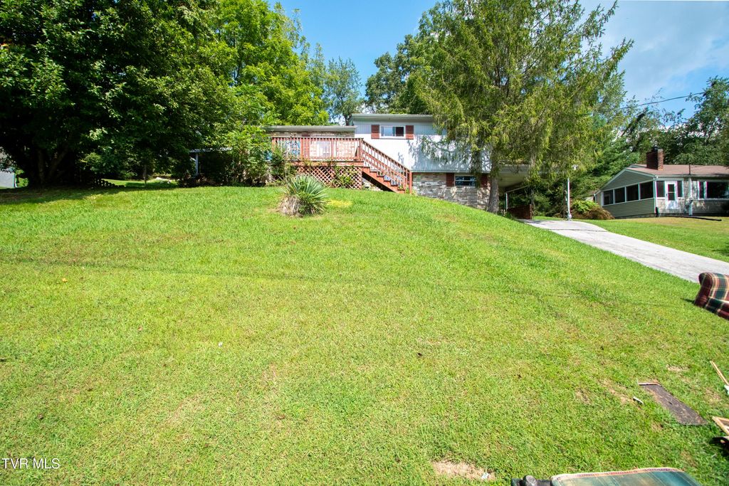 116 Eastside Drive, Bristol, TN 37620