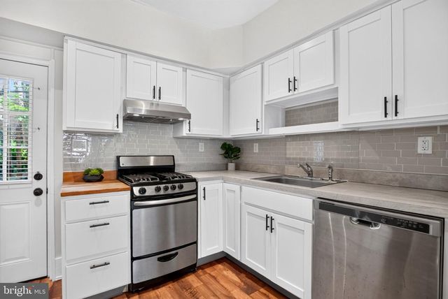 2133 SIGEL ST, Philadelphia, PA 19145