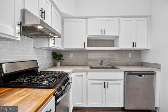 2133 SIGEL ST, Philadelphia, PA 19145