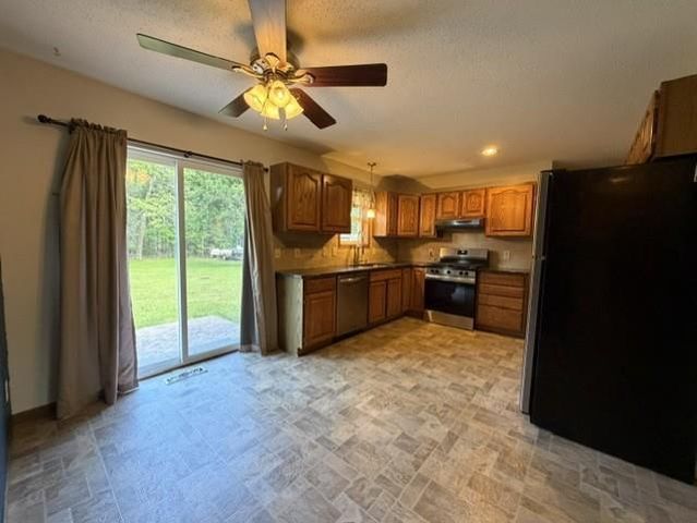 2011 87TH STREET SOUTH, Wisconsin Rapids, WI 54494