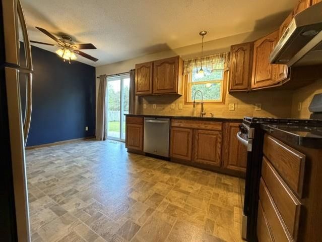 2011 87TH STREET SOUTH, Wisconsin Rapids, WI 54494