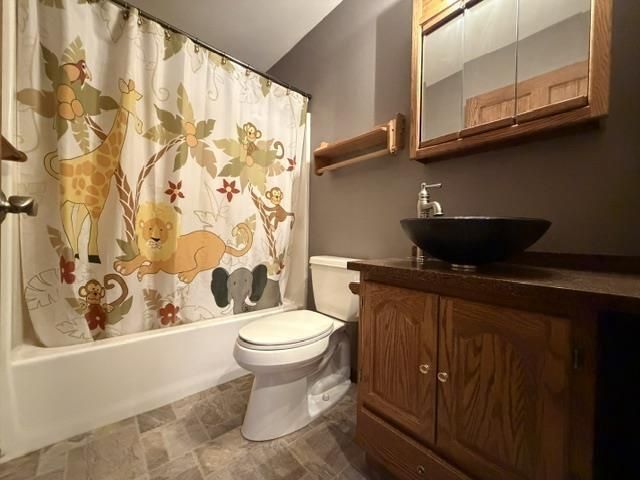 2011 87TH STREET SOUTH, Wisconsin Rapids, WI 54494