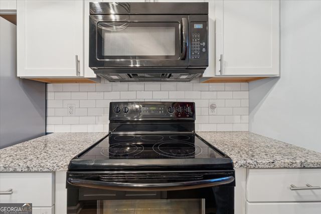 7206 Garfield Street, Savannah, GA 31406