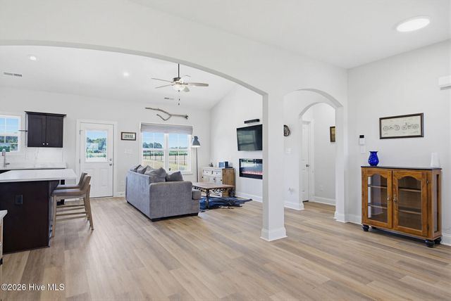 139 Annette Lane, Beulaville, NC 28518