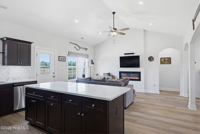 139 Annette Lane, Beulaville, NC 28518