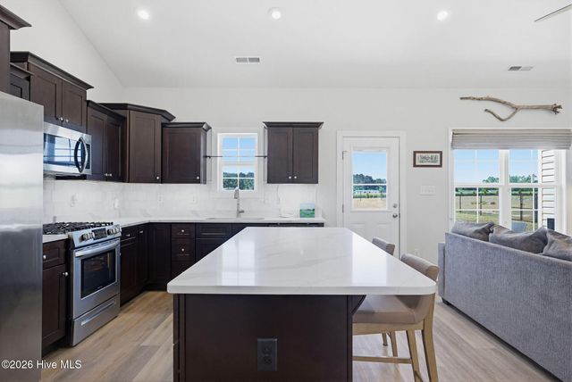 139 Annette Lane, Beulaville, NC 28518