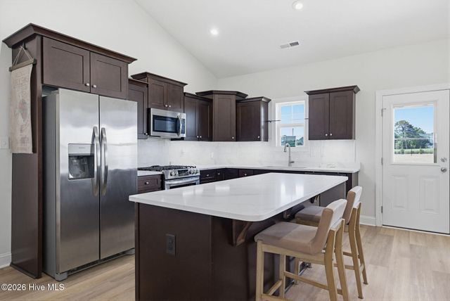 139 Annette Lane, Beulaville, NC 28518