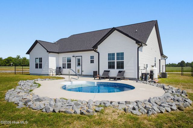 139 Annette Lane, Beulaville, NC 28518