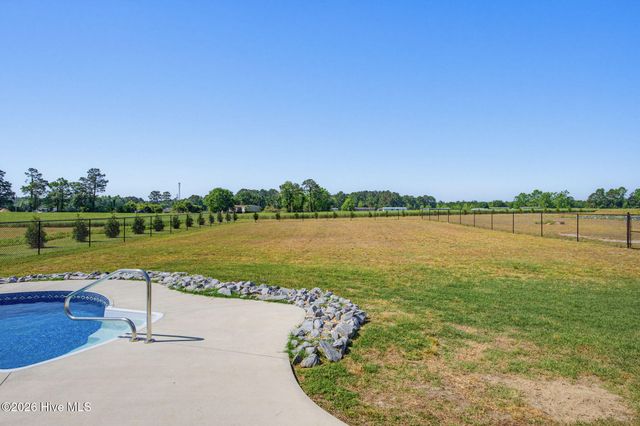 139 Annette Lane, Beulaville, NC 28518