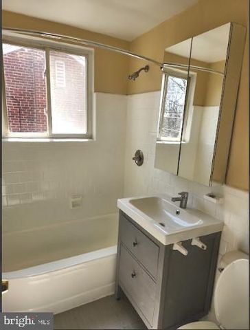 329 BURNS ST SE, Washington, DC 20019