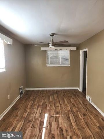 329 BURNS ST SE, Washington, DC 20019