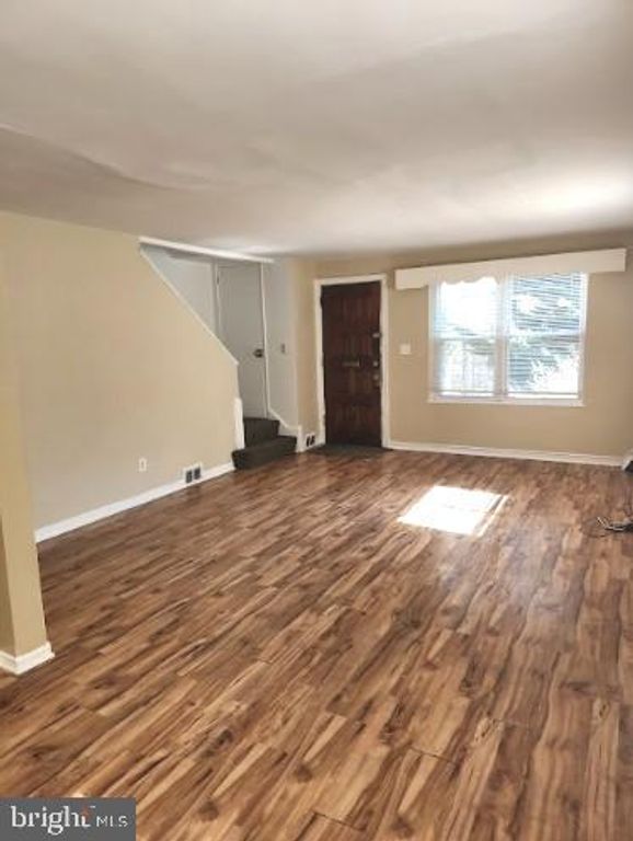 329 BURNS ST SE, Washington, DC 20019