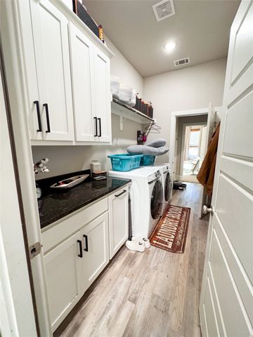 703 Ridgeway Road, Joshua, TX 76058