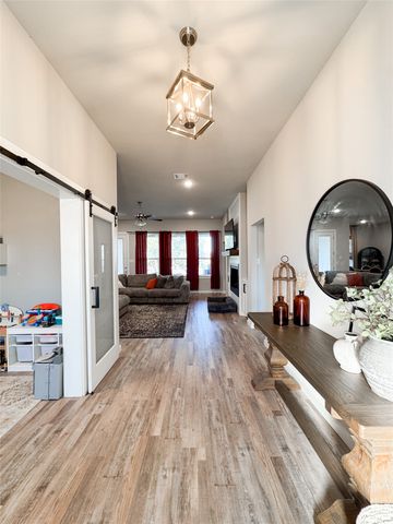 703 Ridgeway Road, Joshua, TX 76058