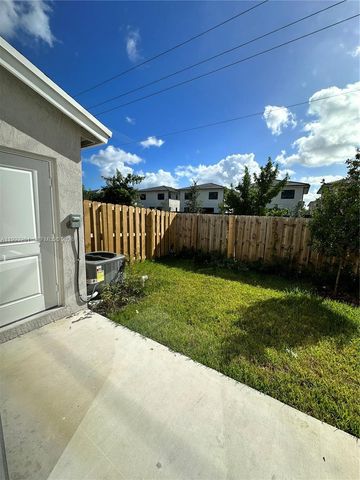 1245 NW 3rd Ln, Florida City, FL 33034