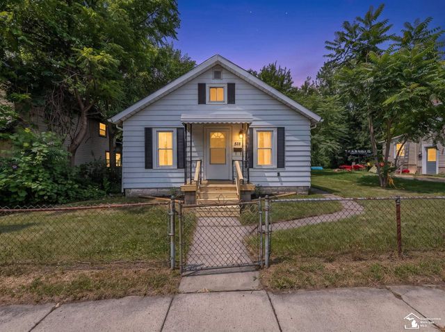 518 Eastchester Street, Monroe, MI 48161