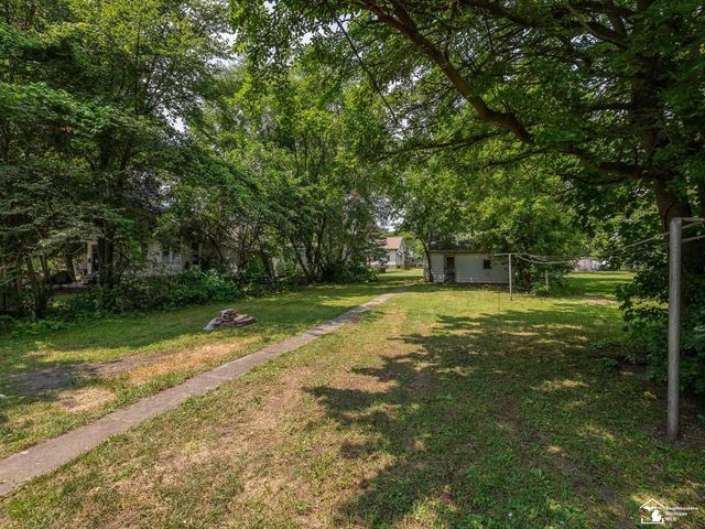 518 Eastchester Street, Monroe, MI 48161