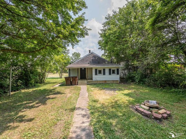 518 Eastchester Street, Monroe, MI 48161