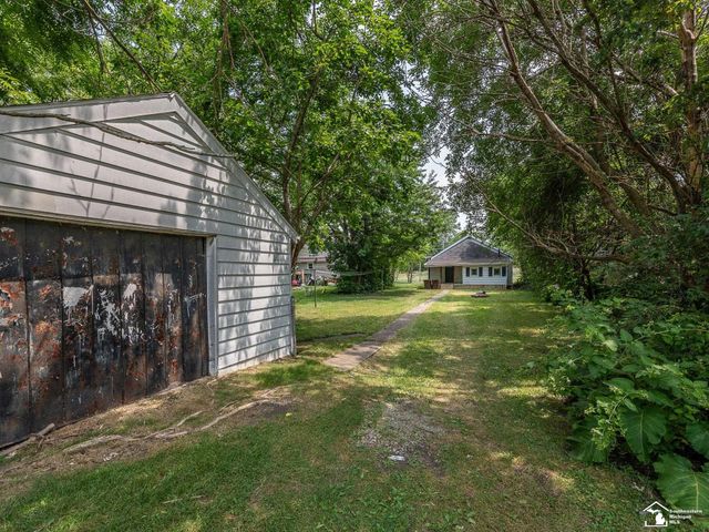 518 Eastchester Street, Monroe, MI 48161