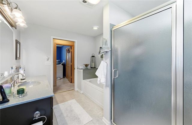 4305 Shrine Park Road, Leavenworth, KS 66048