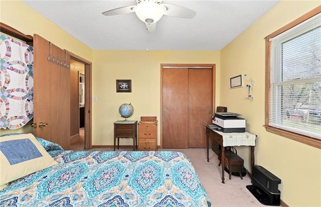 4305 Shrine Park Road, Leavenworth, KS 66048