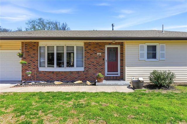 4305 Shrine Park Road, Leavenworth, KS 66048