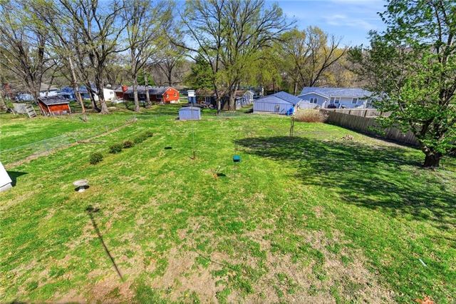 4305 Shrine Park Road, Leavenworth, KS 66048