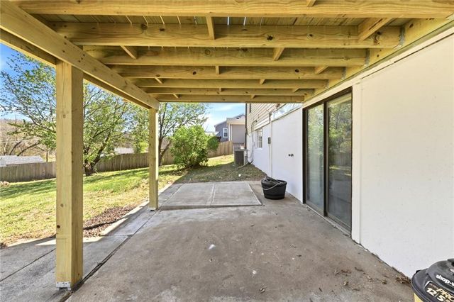4305 Shrine Park Road, Leavenworth, KS 66048