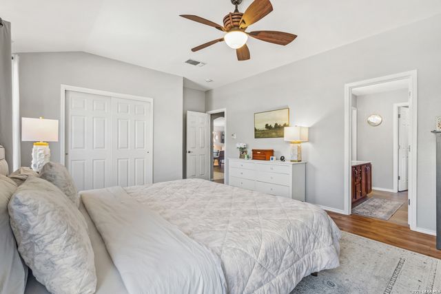 3515 WHISPER GLN, Schertz, TX 78108