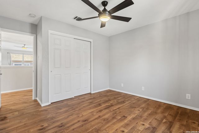 3515 WHISPER GLN, Schertz, TX 78108