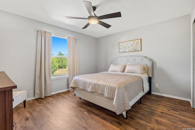 3515 WHISPER GLN, Schertz, TX 78108