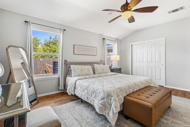 3515 WHISPER GLN, Schertz, TX 78108