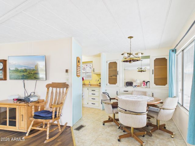 44 S HAWES Road C7, Mesa, AZ 85208