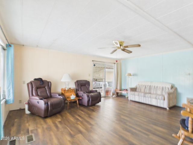 44 S HAWES Road C7, Mesa, AZ 85208