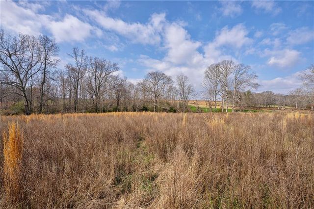 2528 Malcom Estates Drive, Bogart, GA 30622