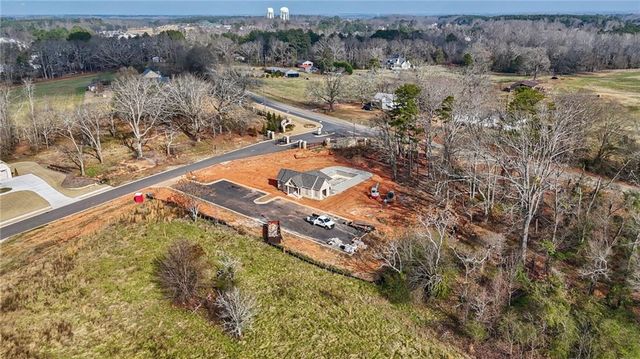2528 Malcom Estates Drive, Bogart, GA 30622