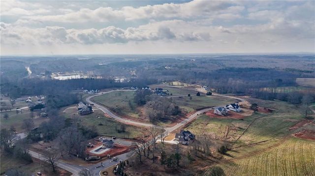 2528 Malcom Estates Drive, Bogart, GA 30622