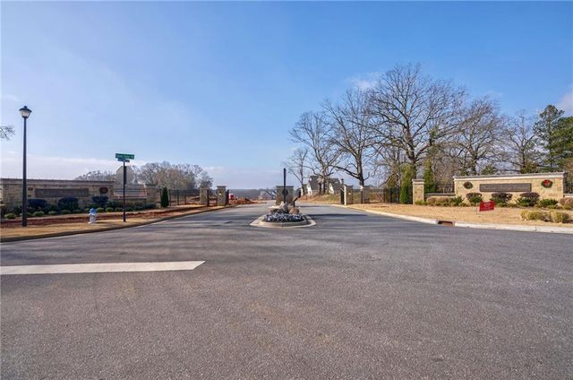 2528 Malcom Estates Drive, Bogart, GA 30622