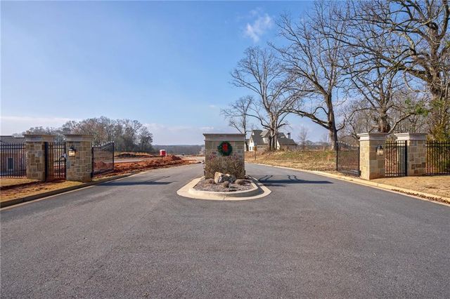 2528 Malcom Estates Drive, Bogart, GA 30622