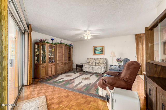 17402 N HORSESHOE Lane, Sun City, AZ 85373