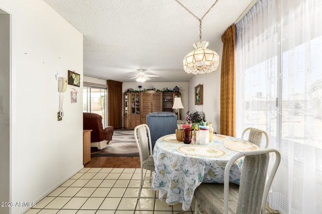 17402 N HORSESHOE Lane, Sun City, AZ 85373