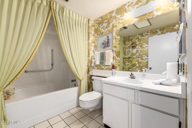 17402 N HORSESHOE Lane, Sun City, AZ 85373