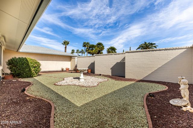 17402 N HORSESHOE Lane, Sun City, AZ 85373