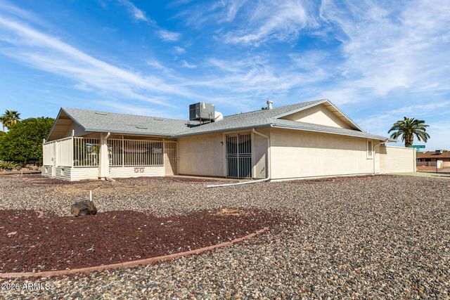 17402 N HORSESHOE Lane, Sun City, AZ 85373